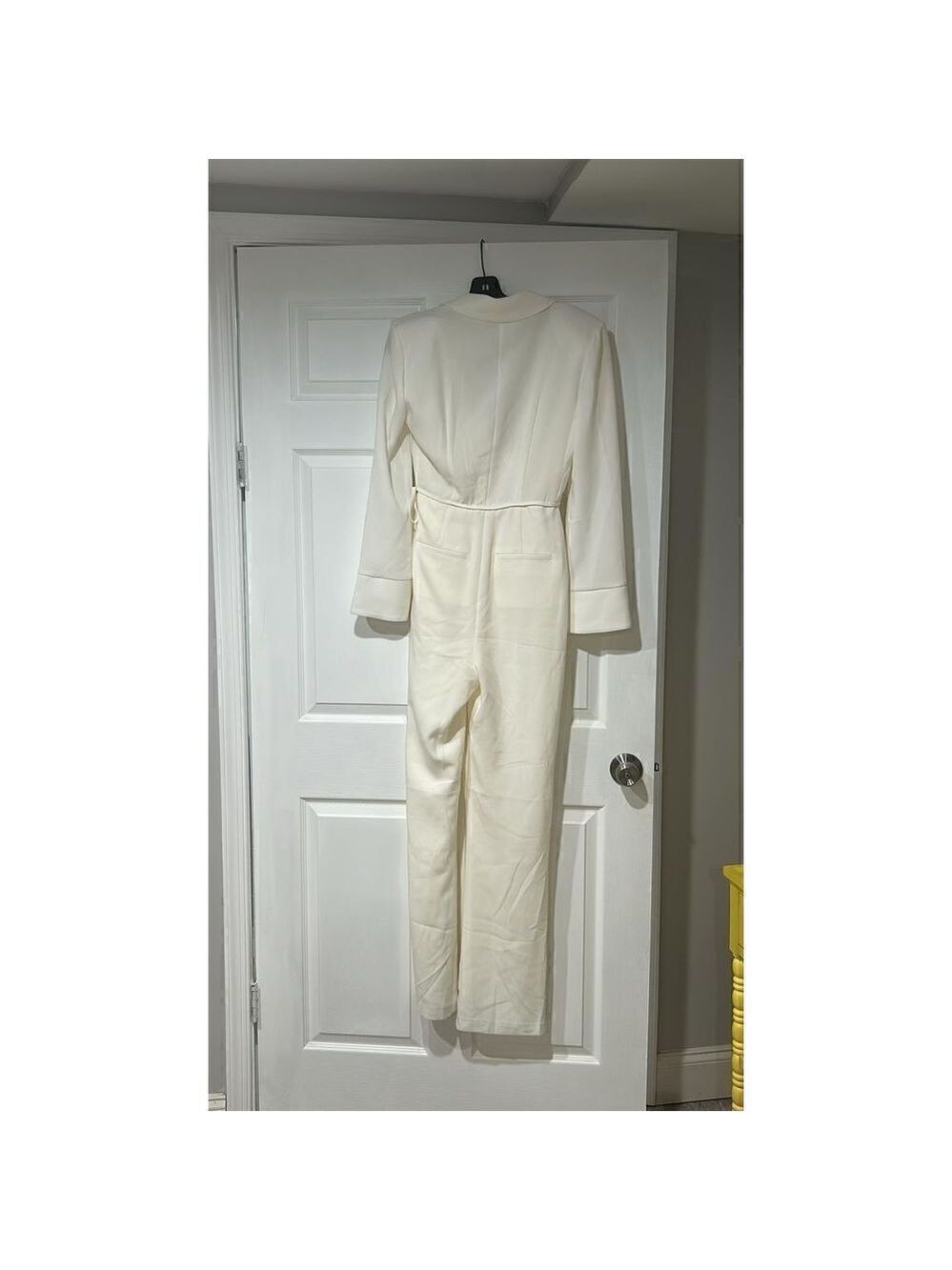 Cinq a Sept Ivory Holiday Macie Wrap Jumpsuit Size 8 - Picture 8 of 12